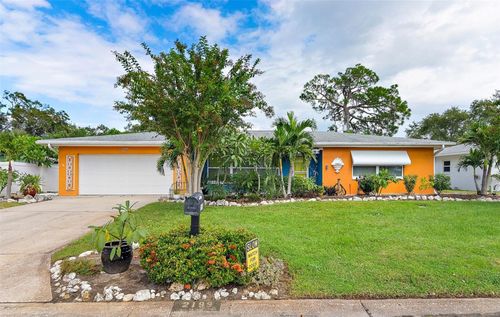 2199 Sunset Cir, LARGO, FL, 33774-1202 | Card Image