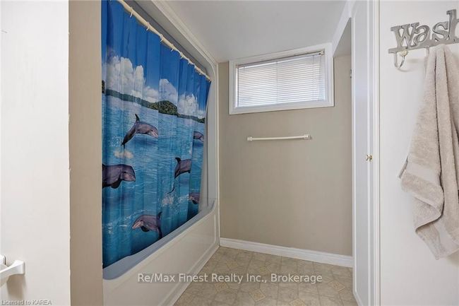 862 Old Colony Rd, House other with 4 bedrooms, 4 bathrooms and 6 parking in Kingston ON | Image 36