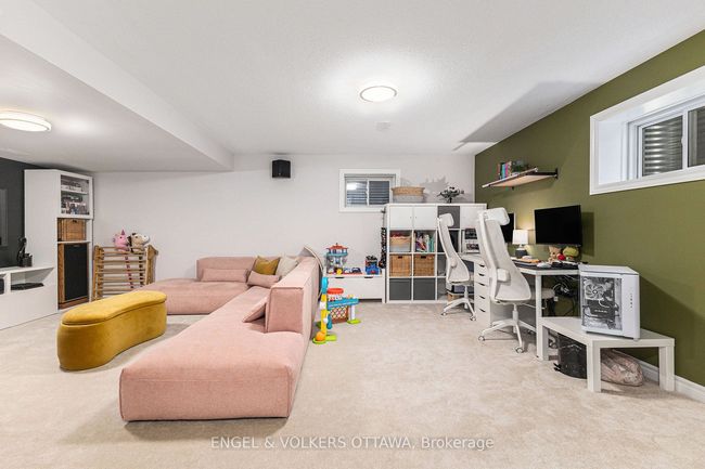 184 Equitation Cir, House other with 4 bedrooms, 3 bathrooms and 2 parking in Richmond ON | Image 27