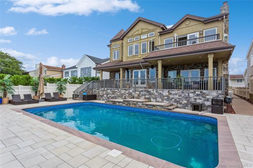 319 Harbor Dr, Lido Beach, NY, 11561-4906 | Card Image