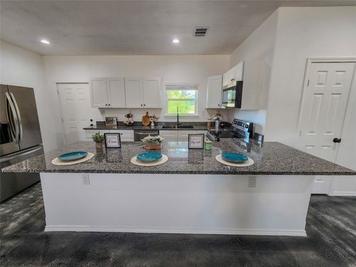 417 Katie Cir, Kennedale, TX, 76060-3621 | Card Image