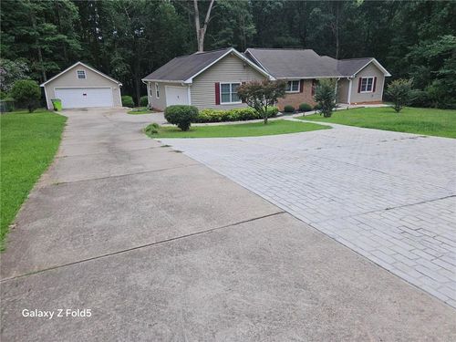 49 Cook Ln, Stockbridge, GA, 30281-5149 | Card Image