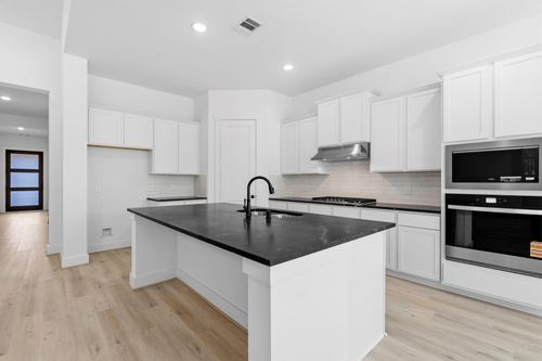 363 Covey Lane, Sealy, TX, 77474 | Card Image