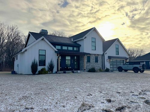 404 Eagle Dr, Covington, IN, 47932-8506 | Card Image