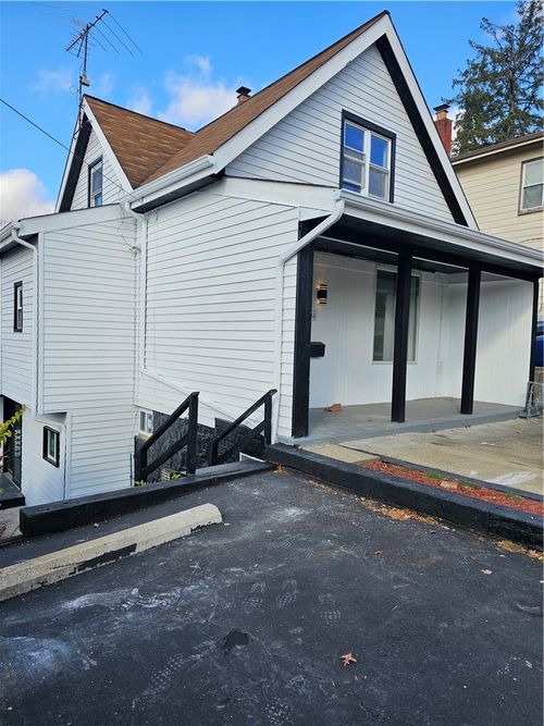 104 Marylea Ave, Brentwood, PA, 15227-2956 | Card Image