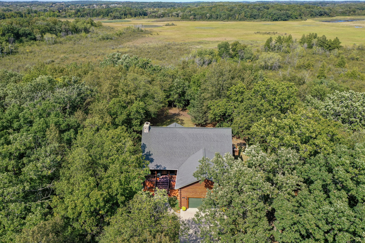 Accipiter Ct, Burlington, WI 53105