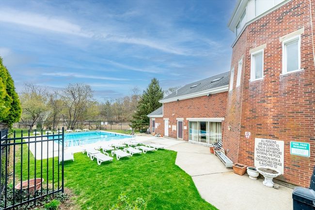 UNIT-46 - 148 Quincy Shore Dr, Condo with 2 bedrooms, 3 bathrooms and 2 parking in Quincy MA | Image 36