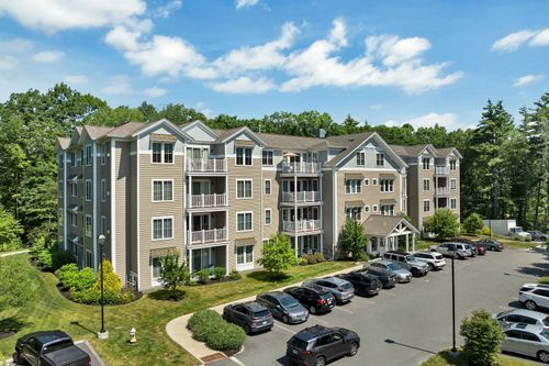 403-24 Willey Creek Rd, Exeter, NH, 03833-8814 | Card Image