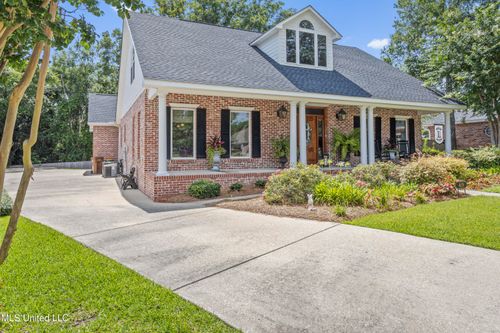419 De Jean Cv, Biloxi, MS, 39531-8001 | Card Image