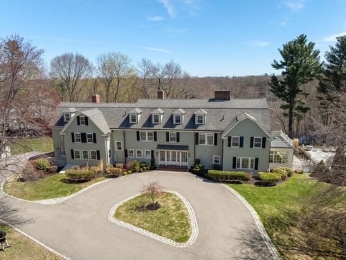 570 Bridge St, Dedham, MA, 02026-4131 | Card Image