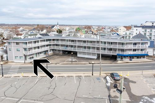 g1-6 Ashworth Ave, Hampton, NH, 03842-2900 | Card Image