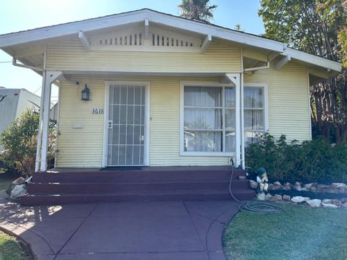 1611 N Stanford Ave, Stockton, CA, 95205-3334 | Card Image
