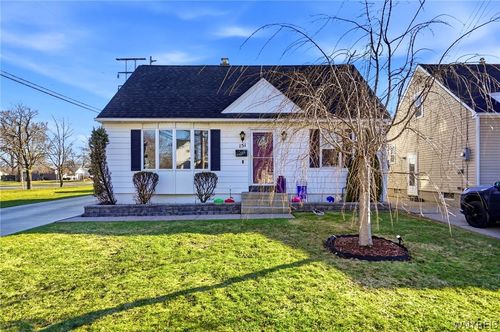 151 Utica St, Tonawanda, NY, 14150-5431 | Card Image