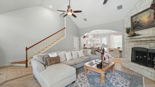 212 Wentworth, House other with 4 bedrooms, 3 bathrooms and null parking in Spring Branch TX | Image 13