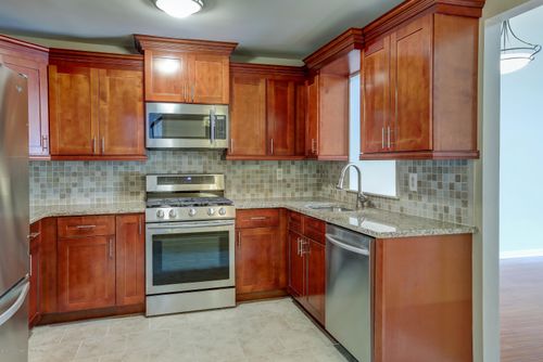 92 Tulip Ln, Freehold, NJ, 07728-4088 | Card Image