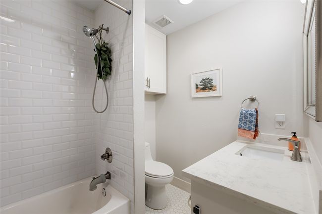 Full bath #2 | Image 35