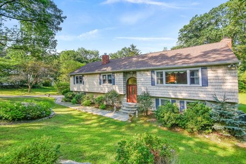 24 Old Orchard Ln, Stamford, CT, 06903-3819 | Card Image