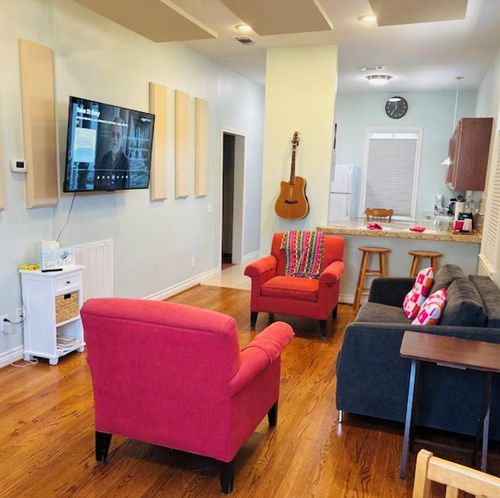 1511 Church St, Galveston, TX, 77550-4836 | Card Image