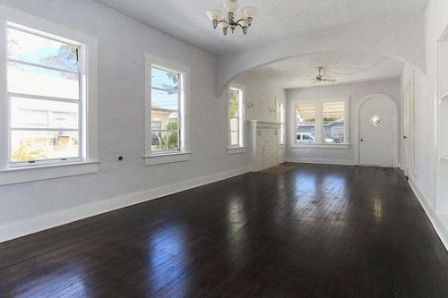 a-4009 Garden Ave, West Palm Beach, FL, 33405-2533 | Card Image