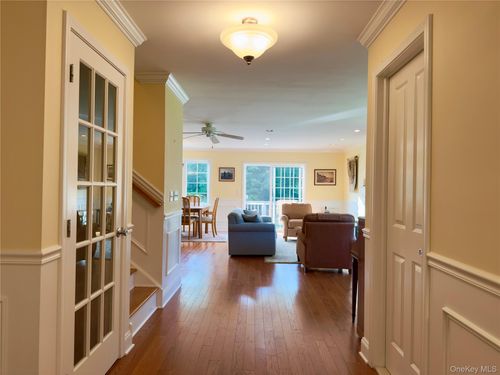 54 Hudson View Ter, Hyde Park, NY, 12538-3532 | Card Image