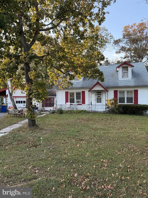 647 Route 45, MANNINGTON, NJ, 08079-4230 | Card Image