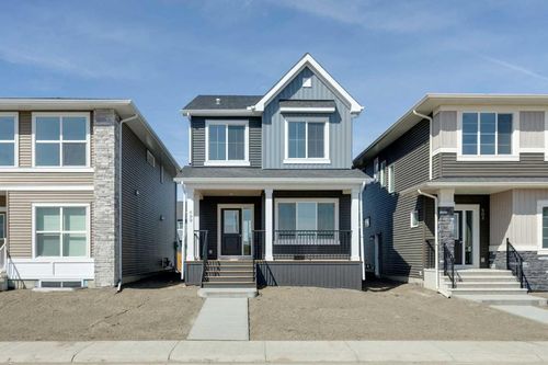 499 Lawthorn Way Se, Airdrie, AB, T4A3N9 | Card Image
