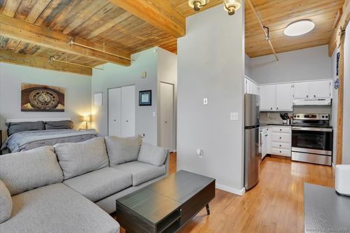 apt-110-222 Williams St E, Glastonbury, CT, 06033-2322 | Card Image