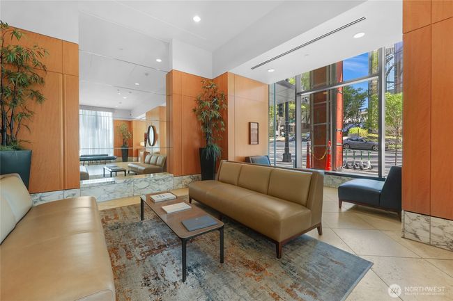 Beautiful lobby area with 24 hour concierge. | Image 5