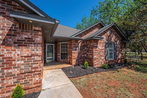 5615 Spring Haven Drive, Blanchard, OK, 73010 | Card Image