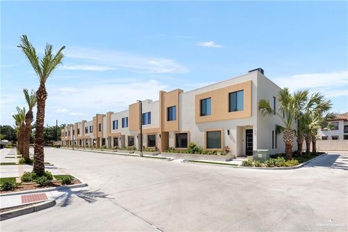 225 Canary Ave, McAllen, TX, 78504-6875 | Card Image