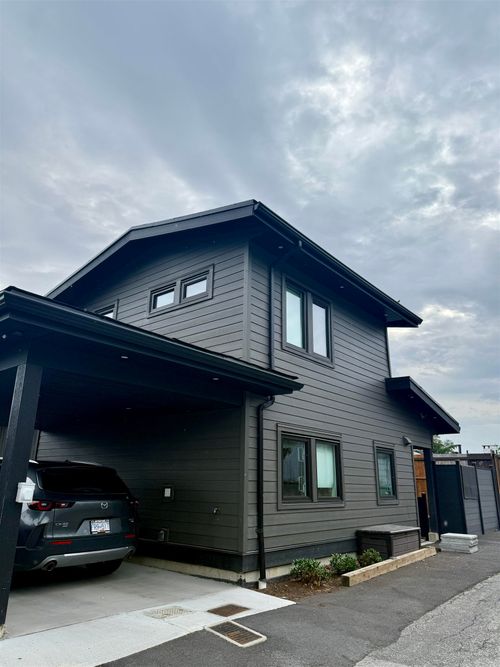 3-901 Jackson Cres, New Westminster, BC, V3L4S1 | Card Image