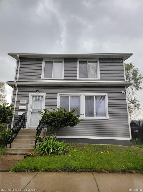 2-43 W Charlotte St, Ecorse, MI, 48229-1926 | Card Image