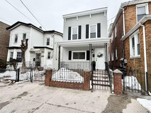 104-20 47th Ave, Corona, NY, 11368-2821 | Card Image