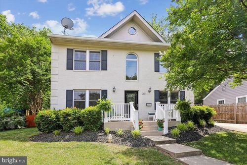 3105 Elmwood Dr, ALEXANDRIA, VA, 22303-1118 | Card Image