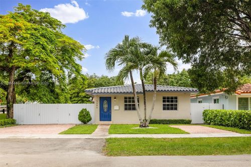 3240 Sw 69th Ave, Miami, FL, 33155-3853 | Card Image