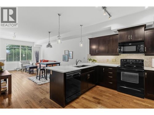 110-3735 Casorso Rd, Kelowna, BC, V1W5G1 | Card Image