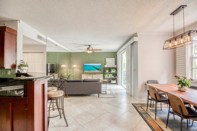 APT-206 - 1805 N Flagler Dr, Condo with 3 bedrooms, 2 bathrooms and null parking in West Palm Beach FL | Image 8