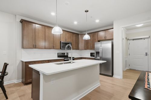 108-320 Martins Lndg, North Reading, MA, 01864 | Card Image