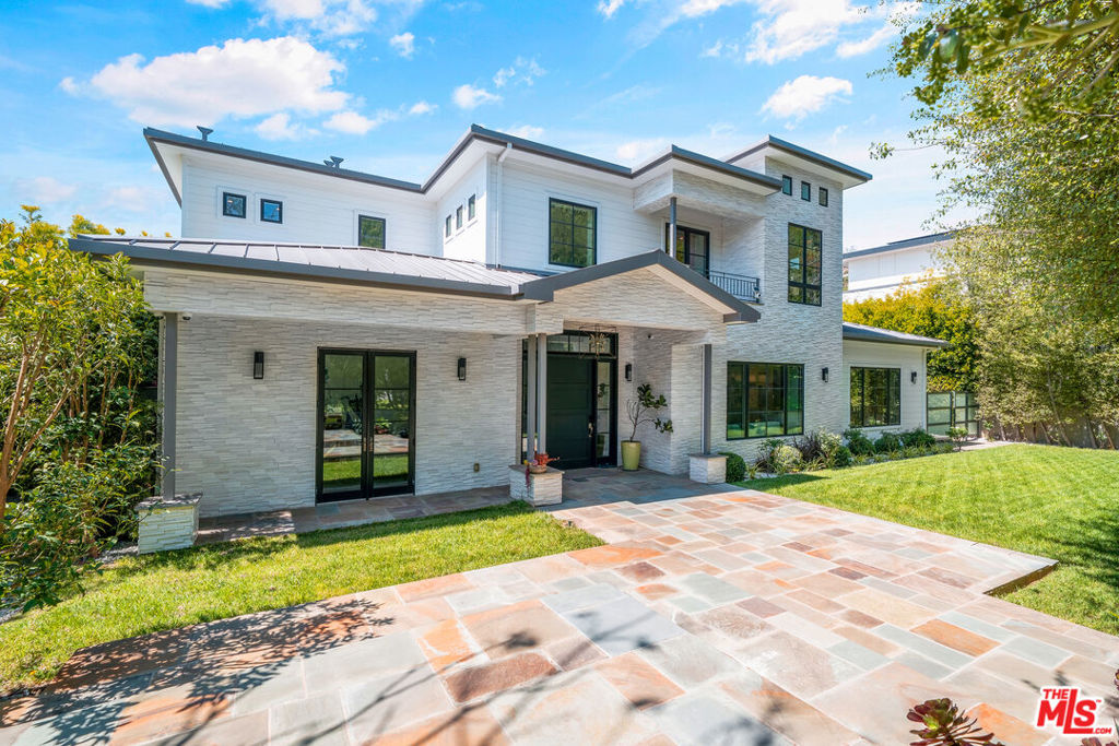 Residential in Pacific Palisades 3