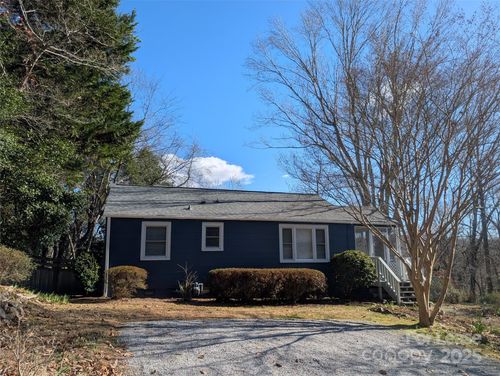 243 Woodland Rd, Tryon, NC, 28782-3444 | Card Image