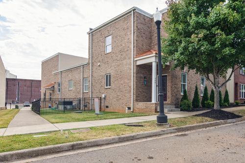 209 Augusta Ave, Pleasant View, TN, 37146-7163 | Card Image