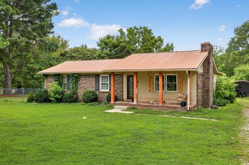 246 Indian Creek Rd, Huntland, TN, 37345-3008 | Card Image