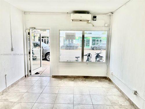 1259 Nw 29th St, Miami, FL, 33142-6617 | Card Image