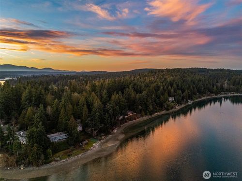 14130 Sandy Hook Rd Ne, Poulsbo, WA, 98370-7807 | Card Image