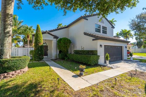 2003 Nw 181st Ave, Pembroke Pines, FL, 33029-3013 | Card Image