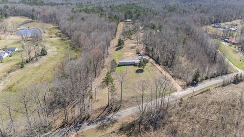 1670 Rose Creek Rd, Selmer, TN, 38375-5327 | Card Image