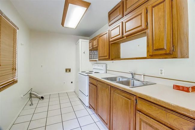 Previous Greenhouse Kitchen | Image 23