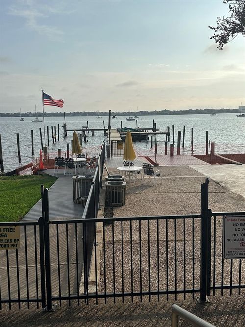 52-3535 Nasa Pkwy, Seabrook, TX, 77586-6420 | Card Image