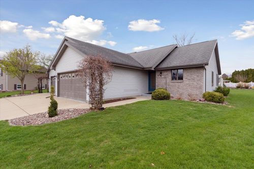 1905-1905 Saint George Ln, Janesville, WI, 53545-0690 | Card Image