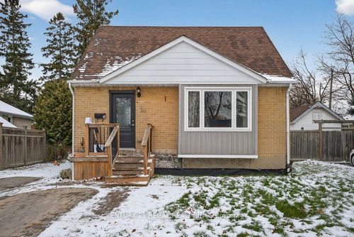 24 Roosevelt Ave, Ajax, ON, L1S2L2 | Card Image